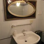 Abitazione Pigneto Bed & Breakfast 2*