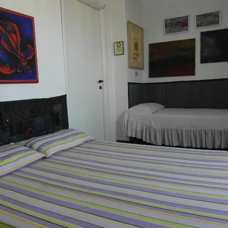 Bed & Breakfast Abitazione Pigneto 2*